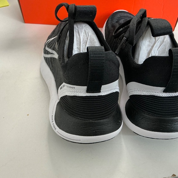 Nike Free RN FK Next Nature, Black/White W. Size 9.5/ M. Size 8 - Picture 7 of 8